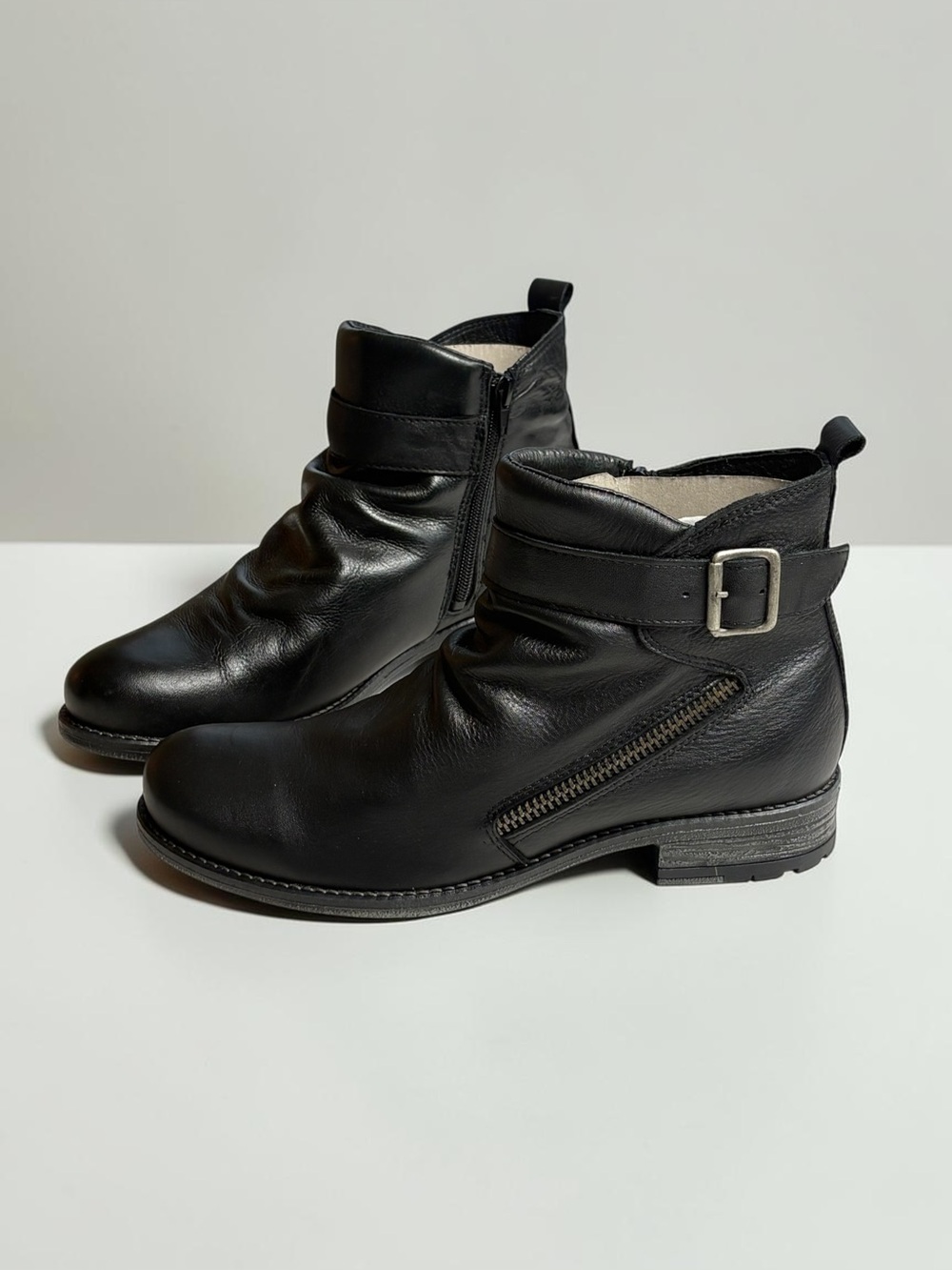 NEW Eric Michael Tucson Black Leather Ankle Moto Boots Size 40